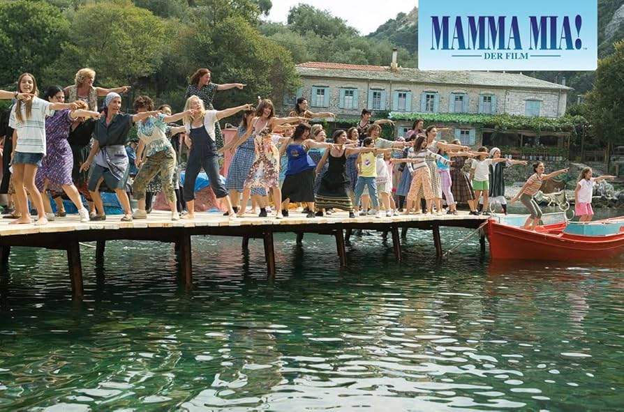 Amazon.com: Mamma Mia! (BR) The Movie Min: 109DD5.1WS